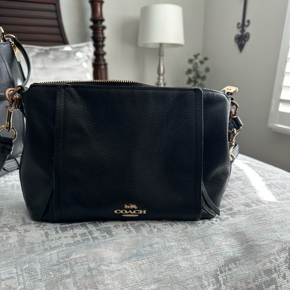 Coach VINTAGE F10192 Coach Black Leather Crossbody Bag with Gold Accents
